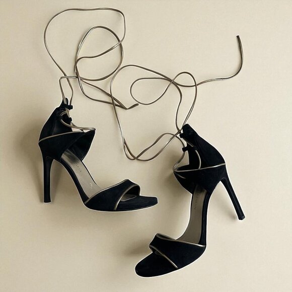 STUART WEITZMAN  Black Gold Laceup Sandals Heels Size 7.5 - Picture 1 of 10